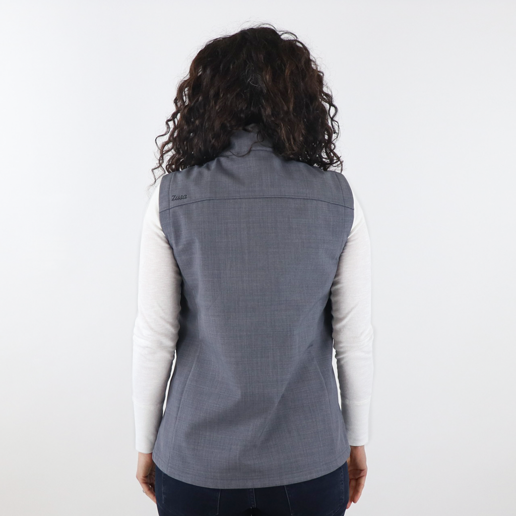 Zusa Women's Charcoal Cross-Hatch Wanderlust Vest: A Sustainable Fashion Statement